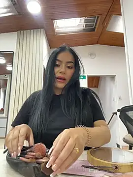 Miah gomez  online show from 16, 1, 2026