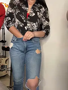 Snapshot of Miss__Malaika chatting on 10, 12, 2024 Miss Malaika online show from 10, 12, 2024