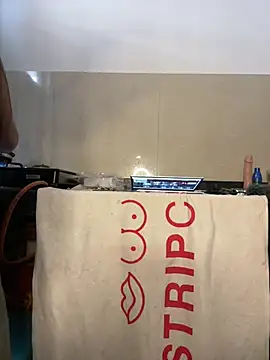 Snapshot of Miss__Malaika chatting on 24, 12, 2024 Miss Malaika online show from 24, 12, 2024