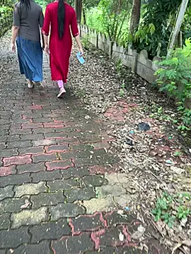 Snapshot of Miss__Malaika chatting on 8, 10, 2025 Miss Malaika online show from 8, 10, 2025