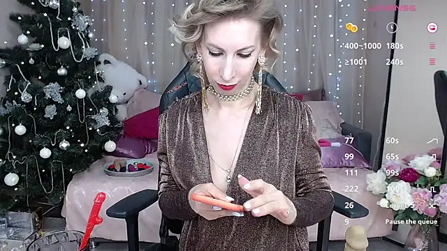 AdrianaSea online show from 11, 12, 2024