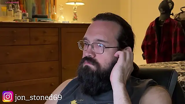 Snapshot of Seraph_De_La_Luna chatting on 3, 2, 2026 Seraph De La Luna online show from 3, 2, 2026