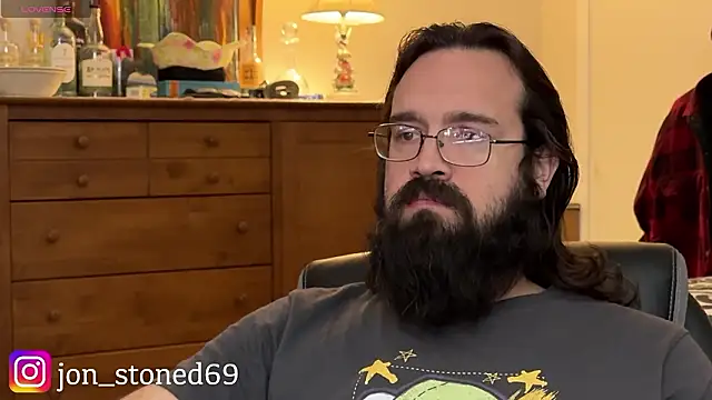 Snapshot of Seraph_De_La_Luna chatting on 5, 2, 2026 Seraph De La Luna online show from 5, 2, 2026