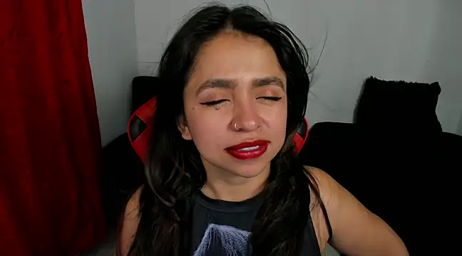 Snapshot of cory_rose chatting on 5, 3, 2025 cory rose online show from 5, 3, 2025