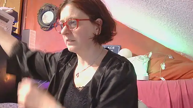 Snapshot of lanax chatting on 8, 6, 2026 lanax online show from 8, 6, 2026