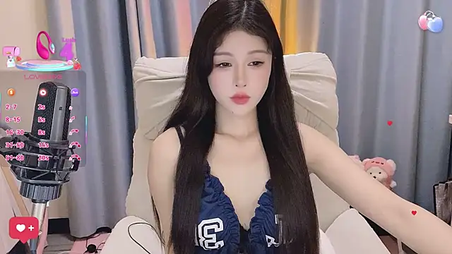 7-Love online show from 22, 4, 2026