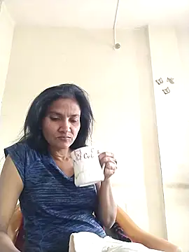Snapshot of sunita6009 chatting on 17, 4, 2026 sunita6009 online show from 17, 4, 2026