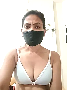 Snapshot of sunita6009 chatting on 6, 7, 2026 sunita6009 online show from 6, 7, 2026