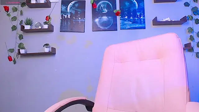 macey elliot  online show from 6, 3, 2025