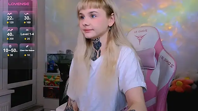 Britney Lynch online show from 27, 3, 2026