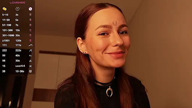 girl with snaketatto0 online show from 24, 4, 2026