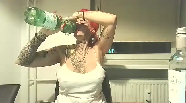 Snapshot of Jeanny_Bln chatting on 7, 1, 2025 Jeanny Bln online show from 7, 1, 2025