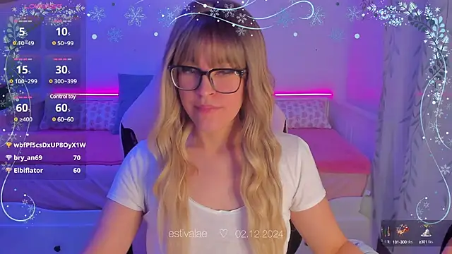 Snapshot of estivalae chatting on 2, 12, 2024 estivalae online show from 2, 12, 2024
