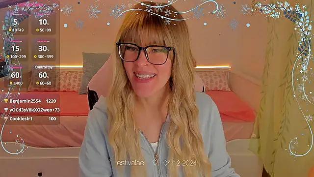 Snapshot of estivalae chatting on 4, 12, 2024 estivalae online show from 4, 12, 2024