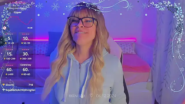 Snapshot of estivalae chatting on 4, 12, 2024 estivalae online show from 4, 12, 2024