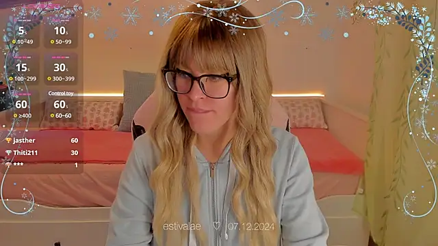 Snapshot of estivalae chatting on 7, 12, 2024 estivalae online show from 7, 12, 2024