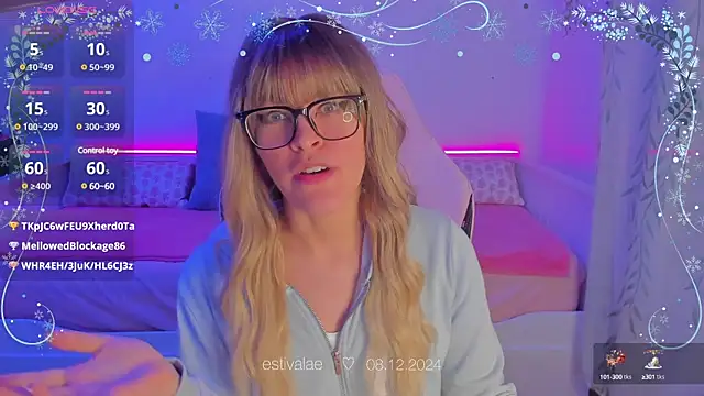 Snapshot of estivalae chatting on 8, 12, 2024 estivalae online show from 8, 12, 2024