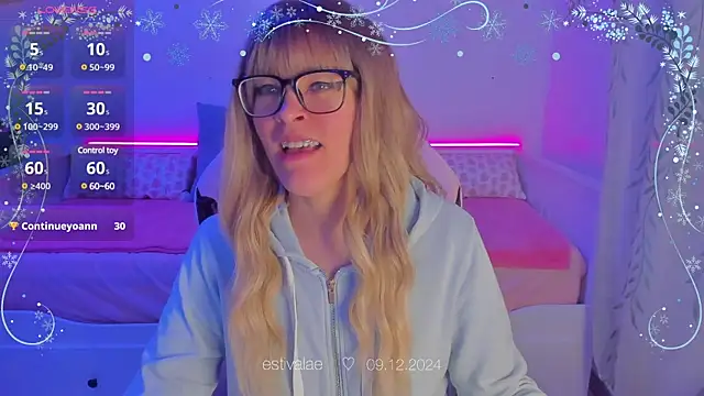 Snapshot of estivalae chatting on 9, 12, 2024 estivalae online show from 9, 12, 2024