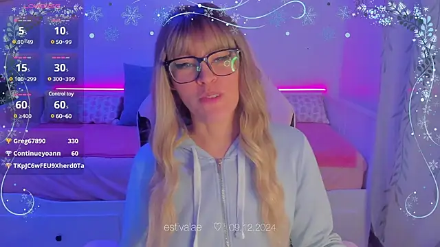 Snapshot of estivalae chatting on 9, 12, 2024 estivalae online show from 9, 12, 2024