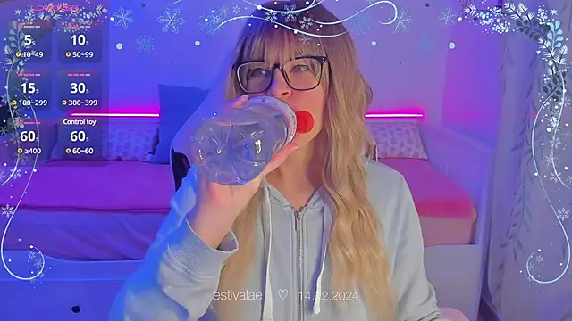 Snapshot of estivalae chatting on 14, 12, 2024 estivalae online show from 14, 12, 2024