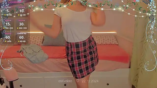 Snapshot of estivalae chatting on 22, 12, 2024 estivalae online show from 22, 12, 2024