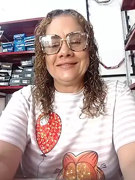 sophiahunt286 online show from 14, 2, 2026