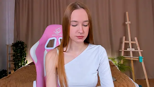 Snapshot of Sweett_Monica chatting on 16, 9, 2025 Sweett Monica online show from 16, 9, 2025