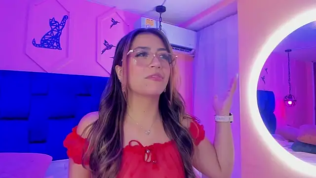 Snapshot of Atenea_cute21 chatting on 4, 3, 2025 Atenea cute21 online show from 4, 3, 2025