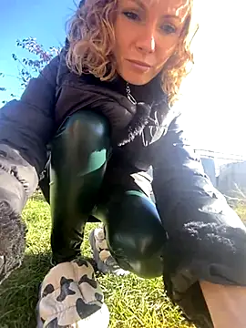 Anita-Smith online show from 31, 10, 2025