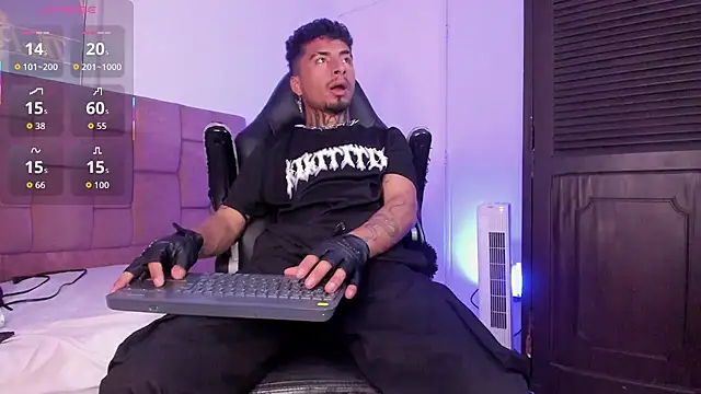 JuanCamiilo 66 online show from 11, 3, 2026