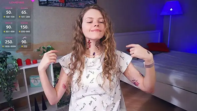 RayaNenlia online show from 9, 3, 2025