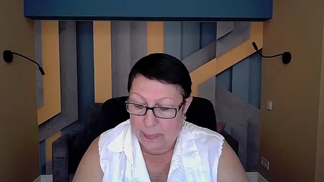 BarbaraTurners online show from 20, 10, 2025