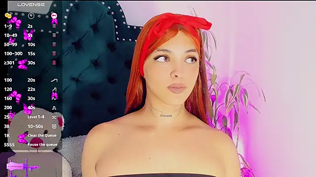 Emmaa Saenz  online show from 19, 2, 2025