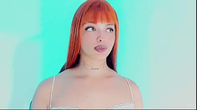 Emmaa Saenz  online show from 4, 12, 2025