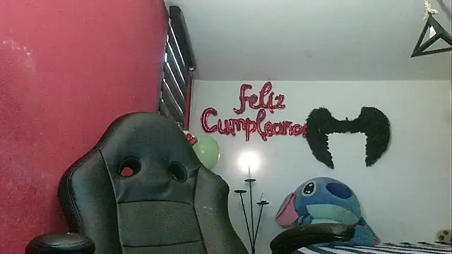 Snapshot of charlotedoll chatting on 26, 4, 2026 charlotedoll online show from 26, 4, 2026