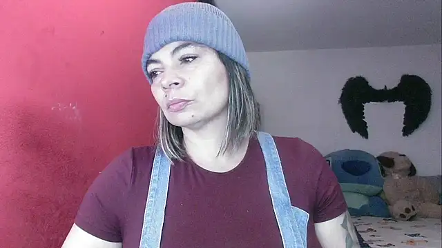 Snapshot of charlotedoll chatting on 3, 5, 2026 charlotedoll online show from 3, 5, 2026