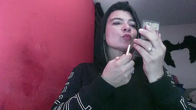 Snapshot of charlotedoll chatting on 8, 5, 2026 charlotedoll online show from 8, 5, 2026