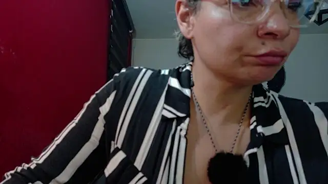 Snapshot of charlotedoll chatting on 16, 5, 2026 charlotedoll online show from 16, 5, 2026