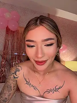 Snapshot of Arianavillada chatting on 3, 5, 2026 Arianavillada online show from 3, 5, 2026