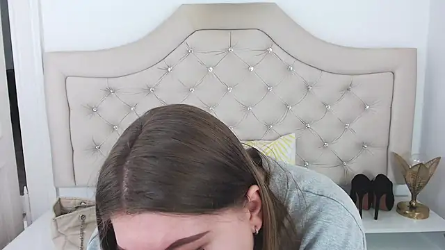 AbbyPleasure online show from 28, 1, 2025