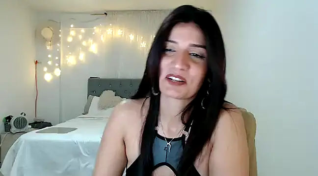 Snapshot of ZajiraShane chatting on 13, 12, 2024 ZajiraShane online show from 13, 12, 2024