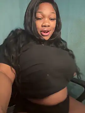 Snapshot of CharismaaBanx chatting on 10, 1, 2025 CharismaaBanx online show from 10, 1, 2025