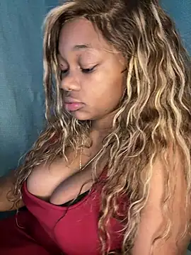 Snapshot of CharismaaBanx chatting on 12, 2, 2025 CharismaaBanx online show from 12, 2, 2025