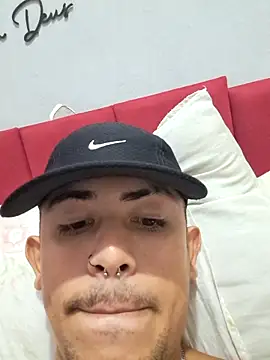 Menezes2105 online show from 12, 3, 2026