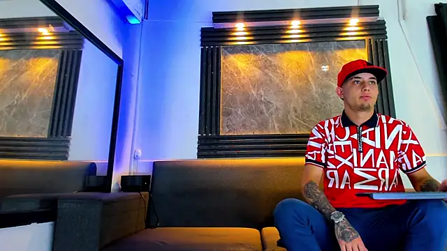 liam genner  online show from 25, 9, 2025