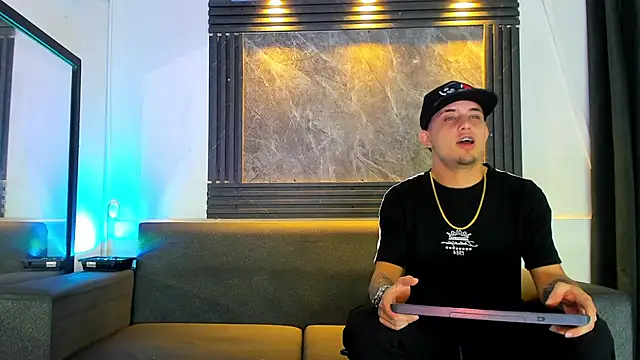 liam genner  online show from 27, 9, 2025