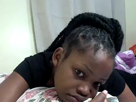 Snapshot of queen-sasha chatting on 11, 11, 2025 queen-sasha online show from 11, 11, 2025