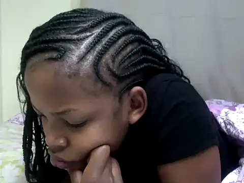 Snapshot of queen-sasha chatting on 27, 11, 2025 queen-sasha online show from 27, 11, 2025