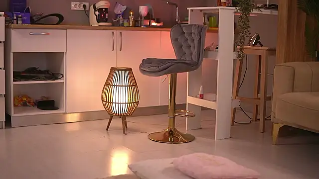 Snapshot of ButterflyLeah chatting on 17, 2, 2026 ButterflyLeah online show from 17, 2, 2026