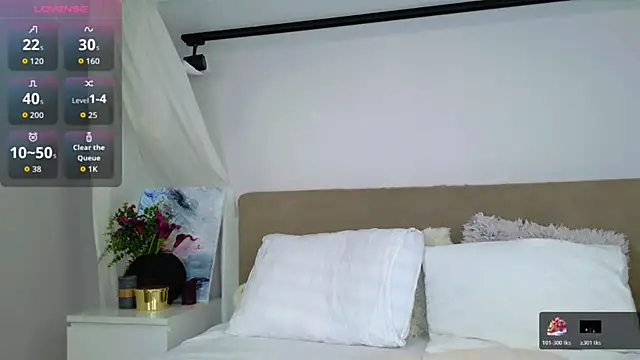 LuisaSin online show from 29, 10, 2025